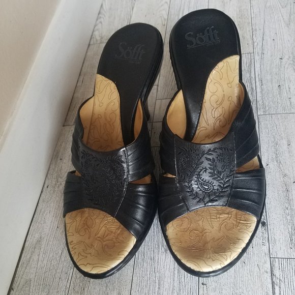 Sofft Black Leather Heels 7N Slip On 3.5" High Heel - Picture 3 of 7